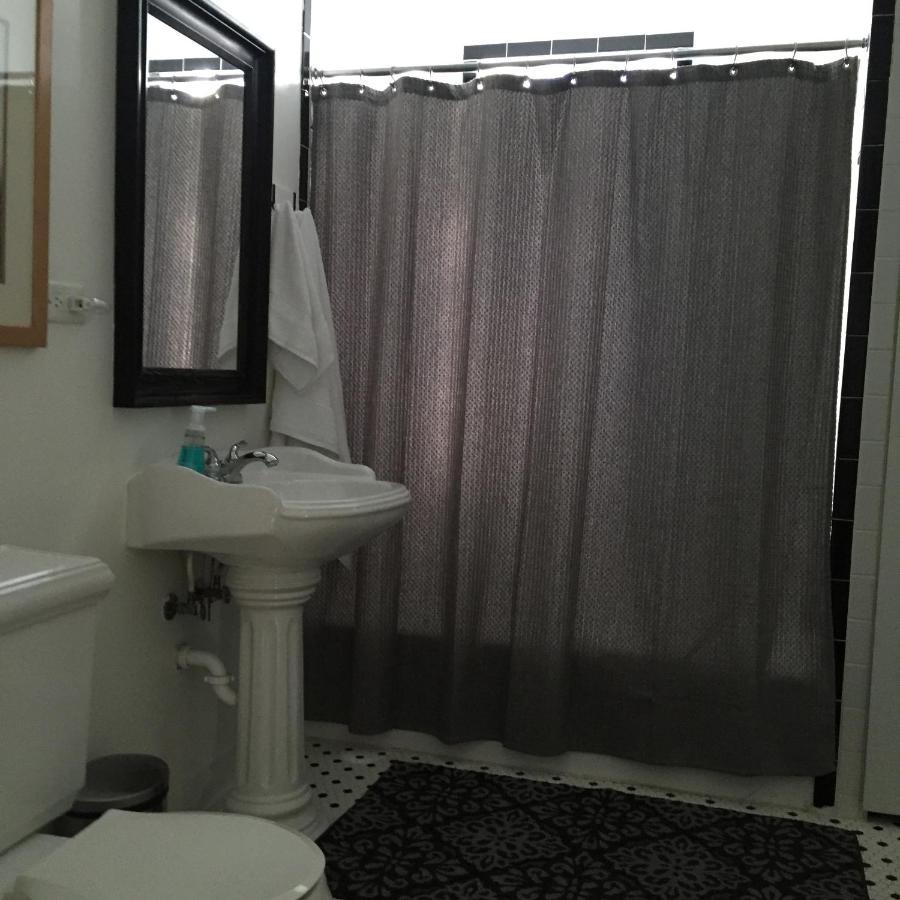 Oak Park Beauties - Tree Lined Streets - Walkable Apartment Luaran gambar